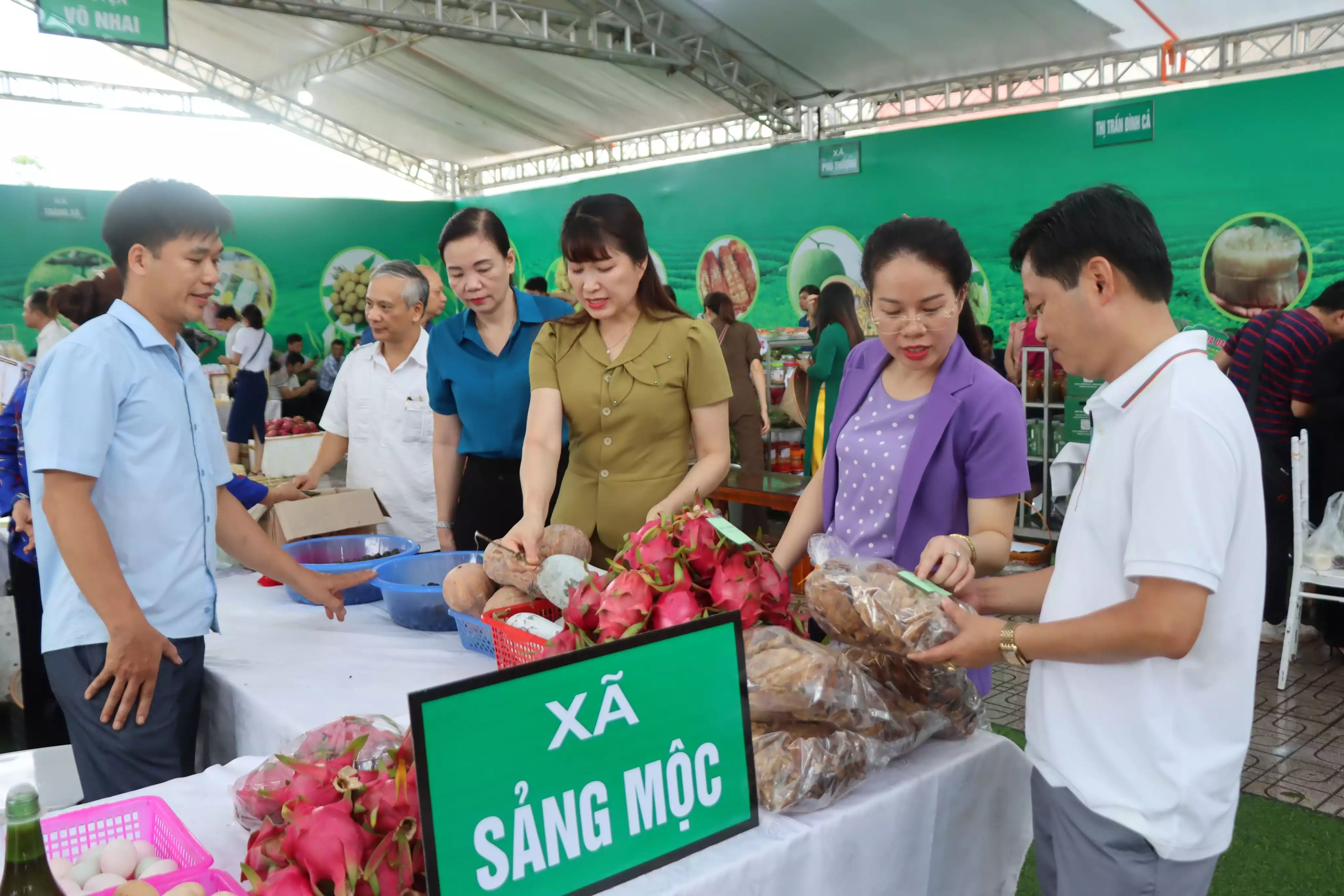 Tưng bừng Lễ hội Võ Nhai mùa Na chín - Chương trình xúc tiến, kết nối tiêu thụ sản phẩm Na và nông sản tỉnh Thái Nguyên năm 2023